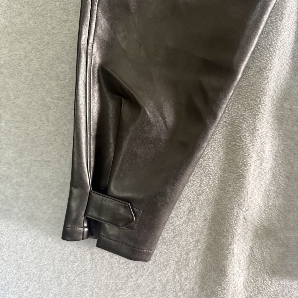 Aritzia WILFRED Modern Cargo Pants Black Vegan Leather High Waist Button Size 00 - Picture 6 of 14